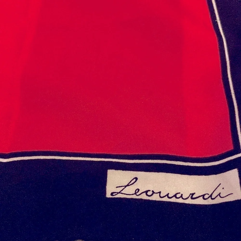 Leonardi Scarf Black Red Grey